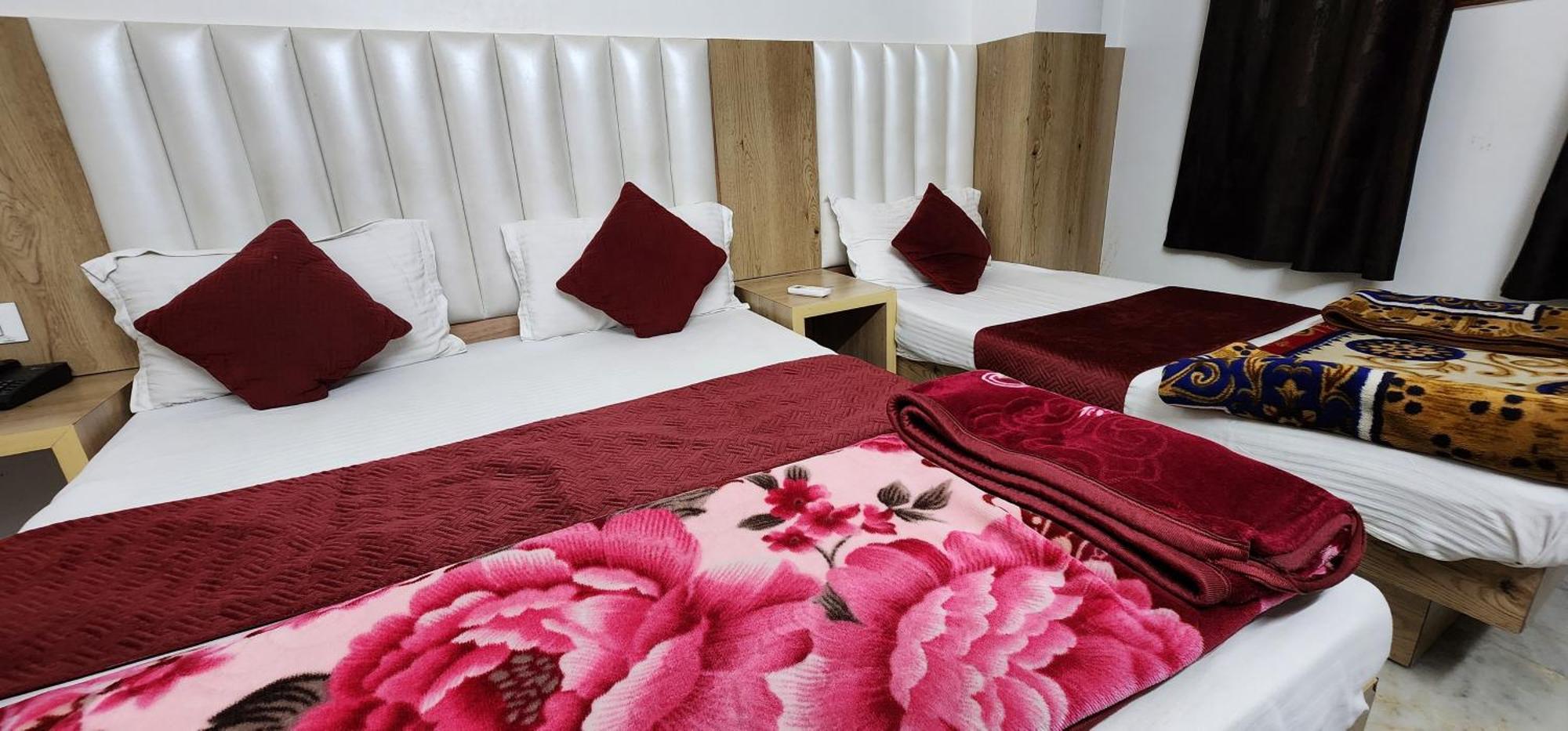 Shree Sai Dham Hotel New Delhi